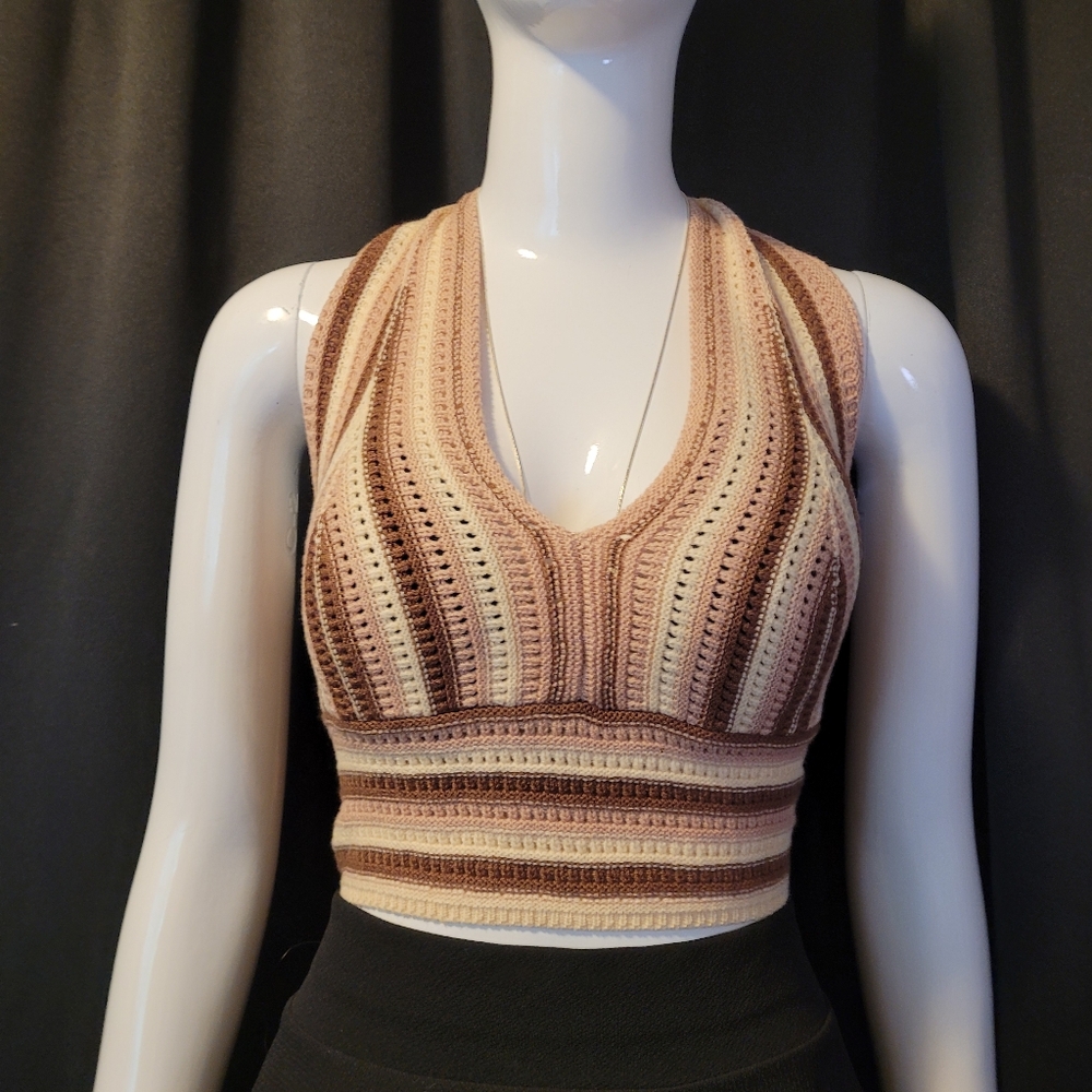 NWOT Knit Halter Top XL